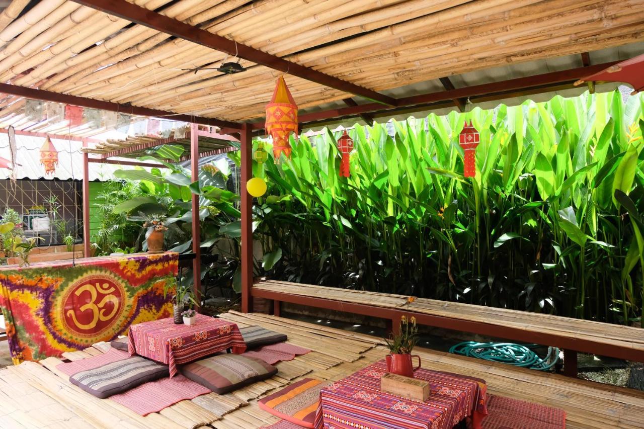 Cody Guesthouse Chiang Mai Exterior photo